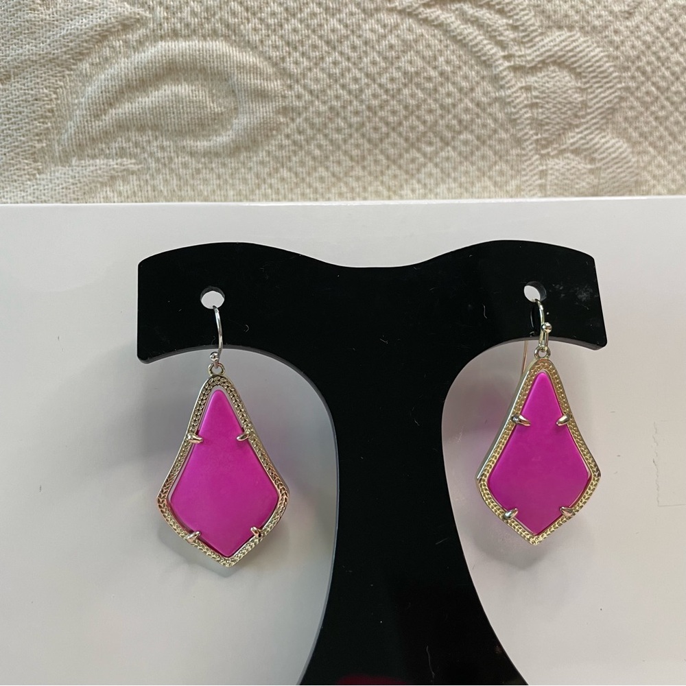 Kendra Scott  Bright Pink Alex Drop Earrings Gold Frame - Picture 5 of 5